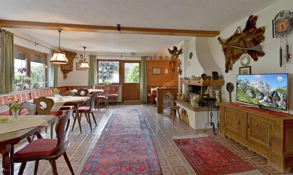 Gaestehaus Hoamatl * Mayrhofen